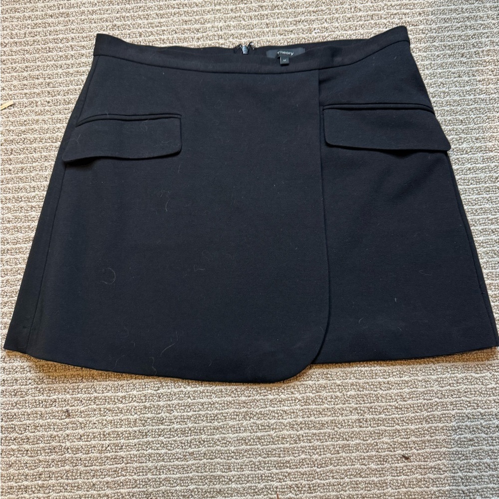 Theory Black Mini Skirt Flap Pockets Modern Professional Chic Career M